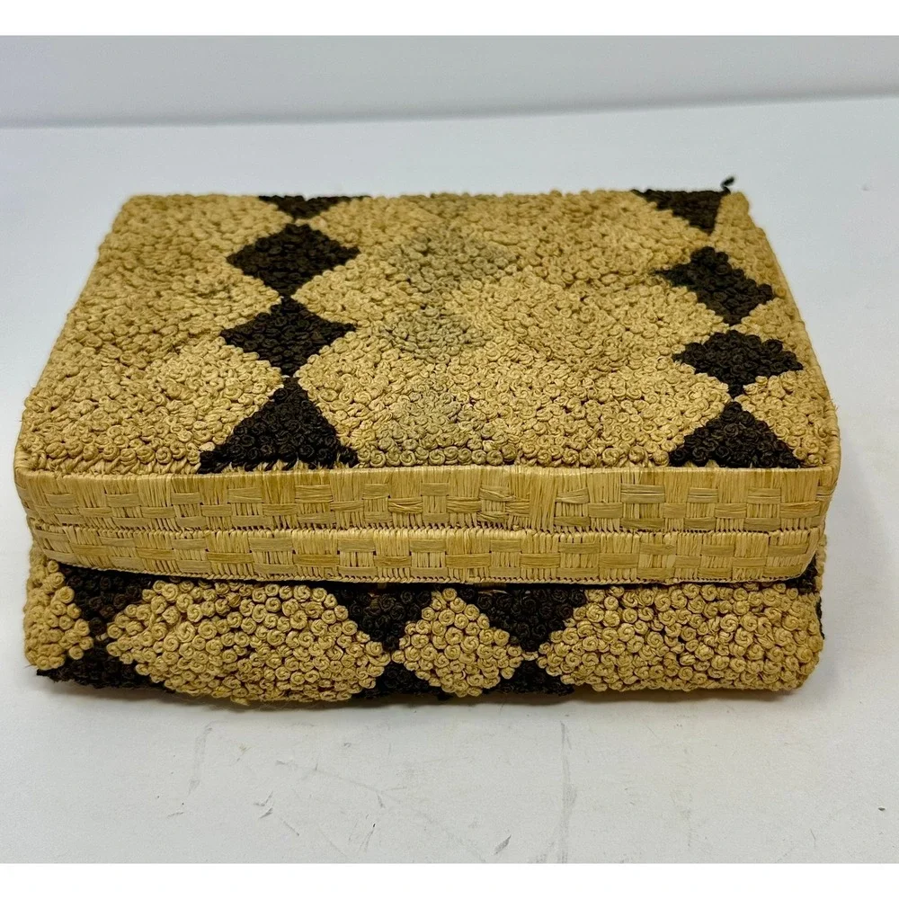 Vintage Hand Woven Raffia Straw Decorative Box Diamond Pattern Boho Decor‎ 6.5